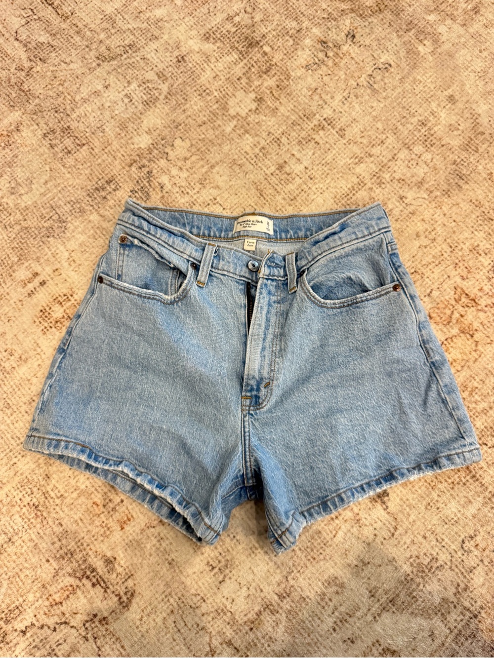 Abercrombie & Fitch Curve Love The 4 Inch Mom Short High Rise Women's Denim Jean